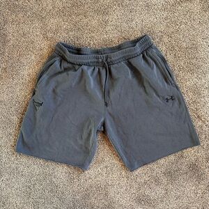 Men's UA Project Rock Fleece “10 Logo Shorts